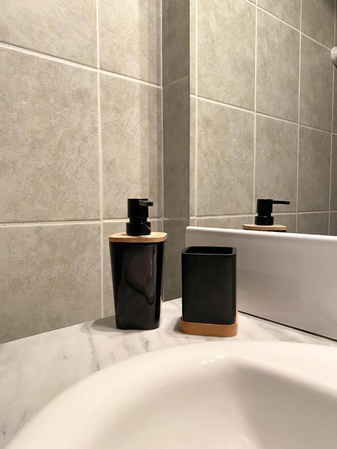 Domaine Du Cellier De La Couronne Bed & Breakfast Sezanne Bagian luar foto